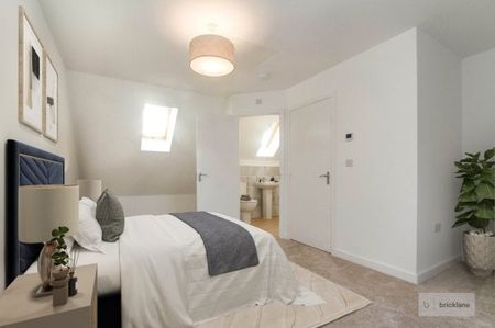 Gainsborough Avenue, BS10 - Photo 3