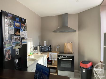 Location Appartement 2 pièces 45m² CHATEAU LANDON 77570 - Photo 5