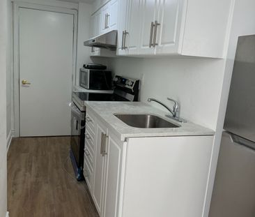 For Lease - 7227 Para Place Unit# Legal Basement, Mississauga, Ontario - Photo 4