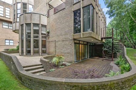 Mount Tyndal, Spaniards Road, NW3 - Photo 5