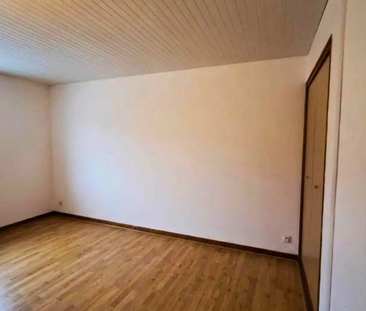 Location Appartement 6 pièces 108m² COGNAC 16100 - Photo 2