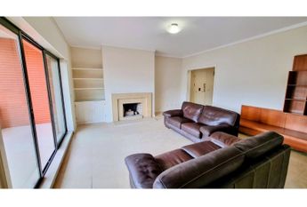 Apartamento T5 em Lisboa