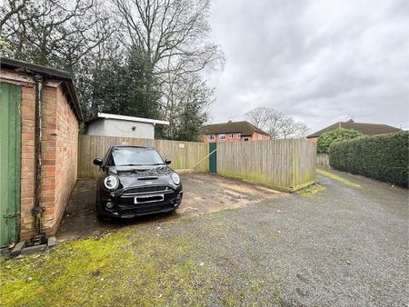 2 bedroom maisonette to rent - Photo 5