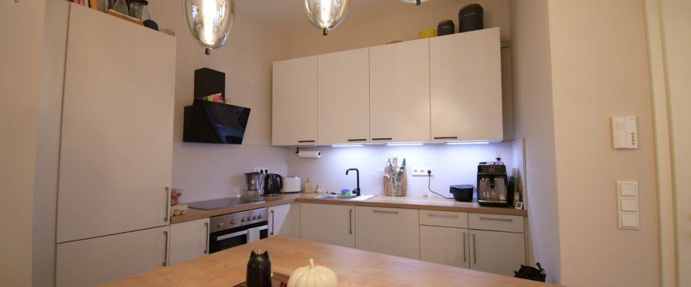 5951 - Höchst attraktive 3-Zimmer-Obergeschosswohnung mit EBK und Balkon im Joh. Voss Haus! - Foto 1