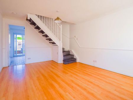 2 bedroom terraced house to rent - Photo 2