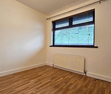 5 Manor Court, Bangor, BT20 3LQ - Photo 2