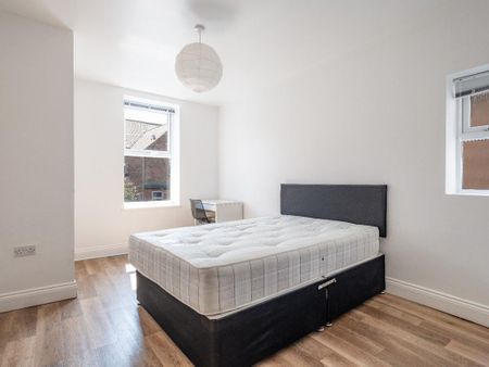 2 bedroom apartment to rent - Photo 3