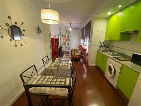 Alquiler de piso en Calle Victoria - Photo 3