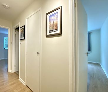 1 Bed Flat, Blackdown Close, N2 - Photo 1