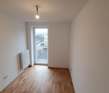 Attraktive 3-Zimmer-Dachwohnung mit Balkon im 3. Stock - Foto 3