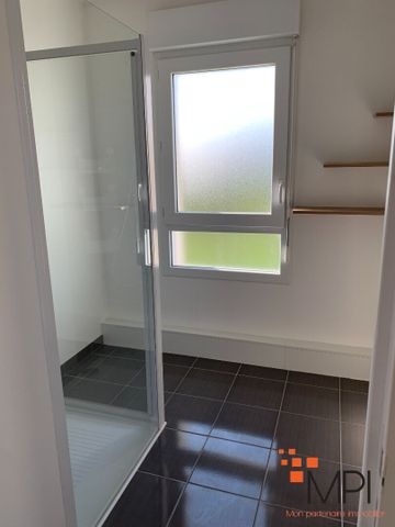 Location Appartement 3 pièces 65m² - Photo 5