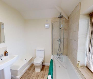 2 bedroom semi-detached house to rent - Photo 1