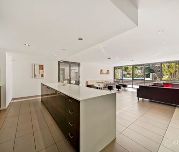 Fully Furnished - Photo 3