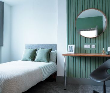 Bed 11, Borough Hotel, Great Crosshall Street, Liverpool. - Photo 3