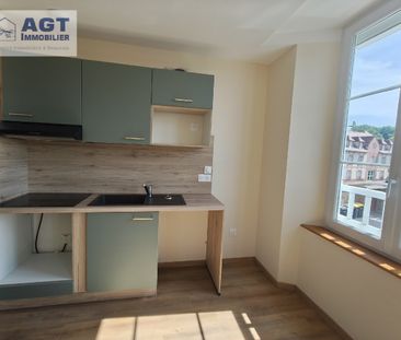 Location Appartement 2 pièces 40m² BEAUVAIS 60000 - Photo 2
