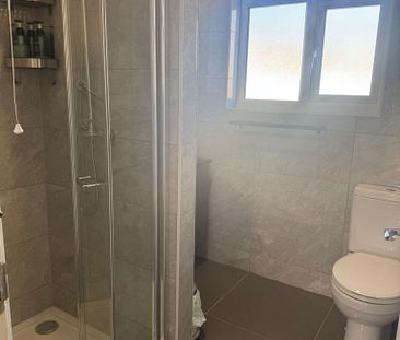 1 bedroom property to rent - Photo 3