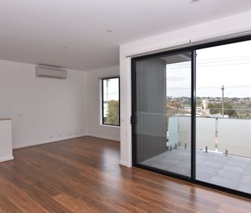 158b West Fyans Street, Newtown, VIC, 3220 - Photo 1