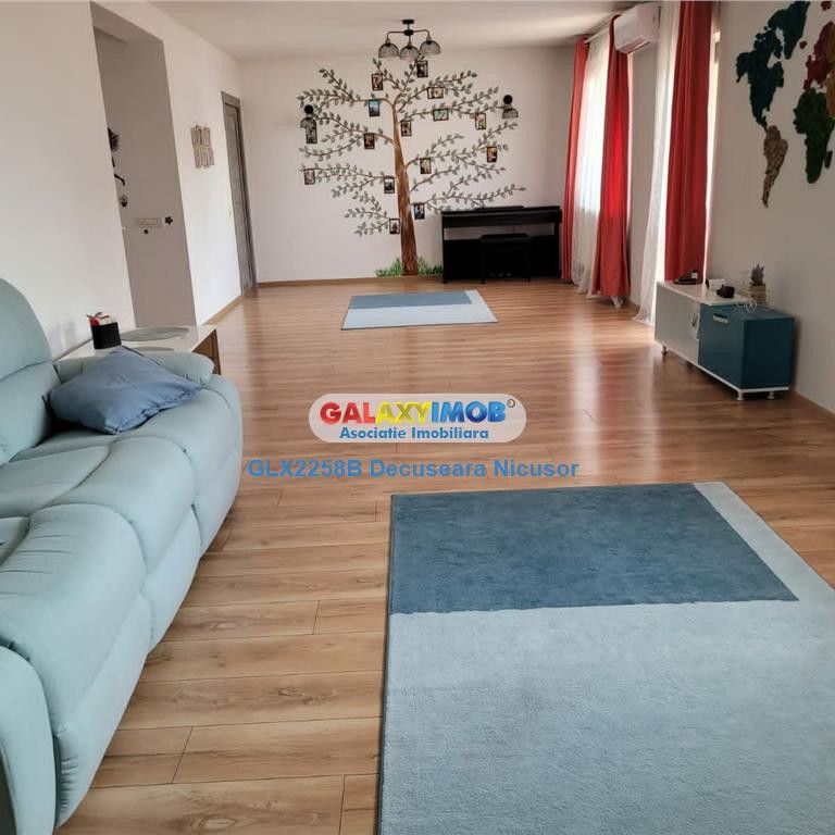 Casa, Str. Rachitei , 4 dormitoare si 1 living, 700 euro - Photo 1