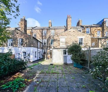 Studio to rent - Photo 6