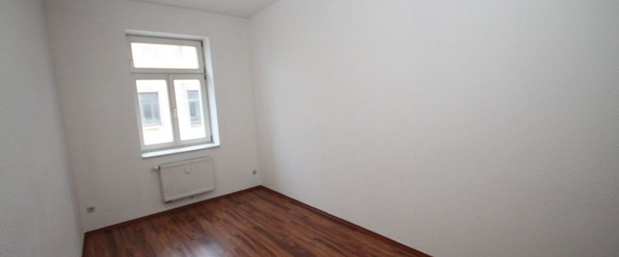 3-Raum-Wohnung auf der Großen Kirchgasse in Annaberg - mit Einbauküche!! - Photo 1