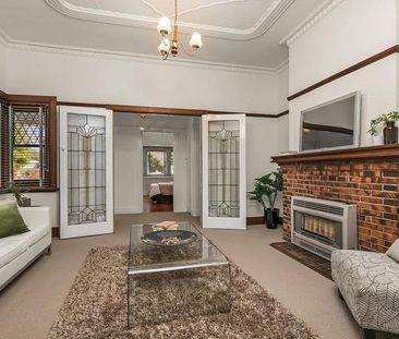 72 Kerferd Street, Essendon North VIC 3041 - Photo 5