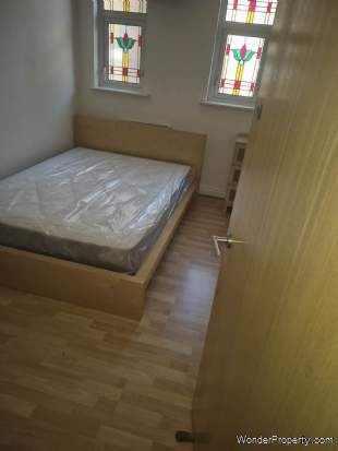 3 bedroom property to rent in Manchester - Photo 3