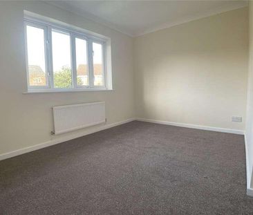 Hoskyns Avenue, Worcester, Worcestershire, WR4 - Photo 2