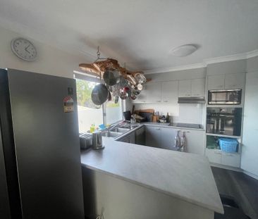 Parkwood - Photo 3