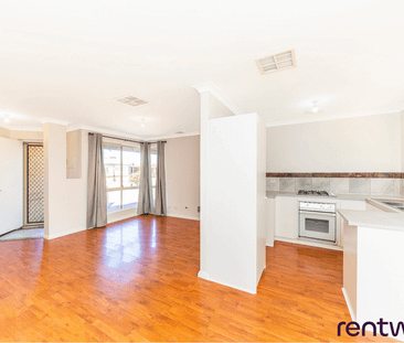 Charming & Spacious 3x1 Home with Outdoor Entertaining Area – $680/... - Photo 6