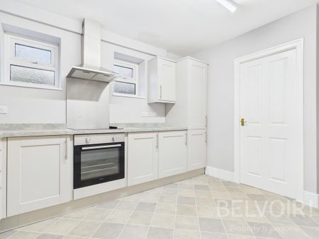 3 bedroom semi-detached house to rent - Photo 2