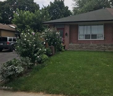 For Lease - 46 Autumn Boulevard, Brampton, Ontario - Photo 3