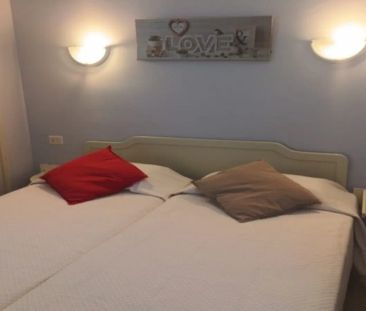 1-bedroom apartment for rent in San Bartolomé de Tirajana, bills in... - Foto 5
