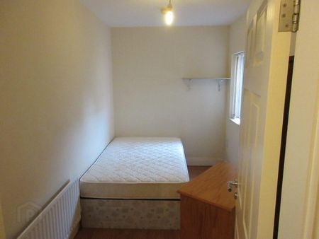 Upstairs Apartment, 4b Magdala Street, University Quarter, Belfast, BT7 1PU - Photo 3