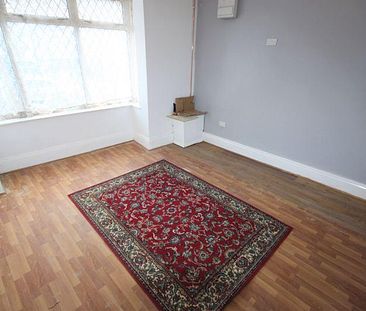 4 bedroom terraced house to rent - Photo 6