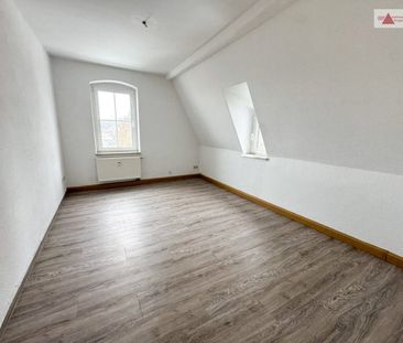 Großzügige 5-Raum-Wohnung mit Garage und Garten zu vermieten - Foto 2