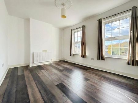 3 bedroom terraced house to rent - Photo 2