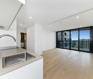 Brand New Living at "The Shard" - Modern Style and Ultimate Conveni... - Photo 4