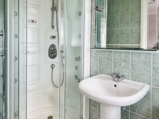 2 bedroom apartment to rent Ensenada Reef, East Sussex, Eastbourne, BN23 - Photo 1