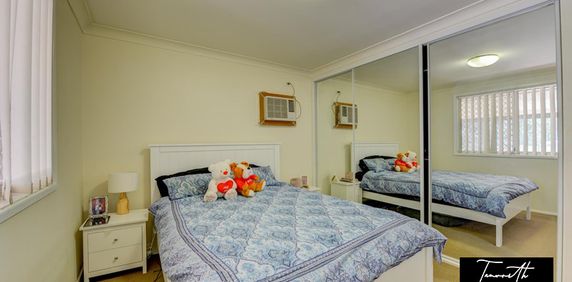 OXLEY VALE - 3 bedroom home - Photo 2