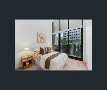 Contemporary Coastal Living in the Heart of Newcastle - Photo 6