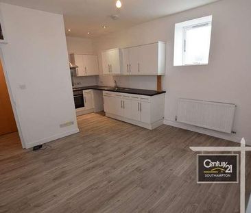 |ref: |, Thornbury Avenue, Southampton, SO15 - Photo 3
