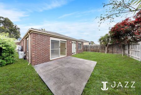 “Your Perfect Family Home Awaits in Doreen” - Photo 3