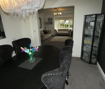 4 bedroom detached house to rent - Photo 3
