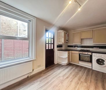Wolverton Road, Bournemouth - Photo 6