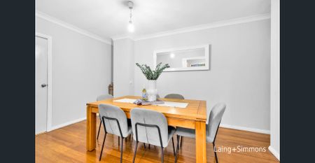 Modern townhouse with multiple living spaces - Photo 3