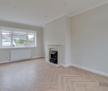 3 bedroom semi-detached house to rent - Photo 4
