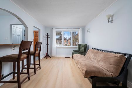 For Lease - 39 Cayuga Avenue Unit# Main, Toronto, Ontario - Photo 2