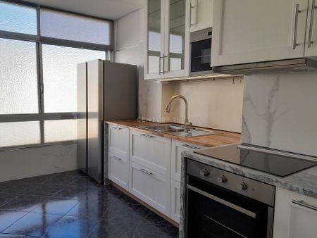 Apartamento T3 remodelado em Carnaxide - Photo 2