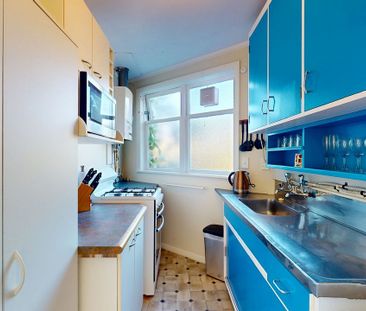 A/5 Knoll Street, Island Bay - Photo 6