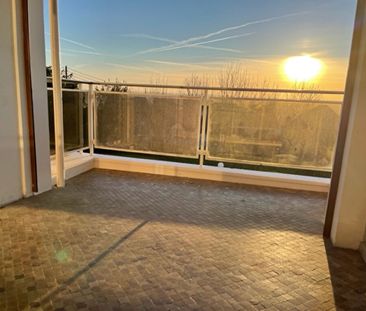 Location Appartement 3 pièces 85m² - Photo 3